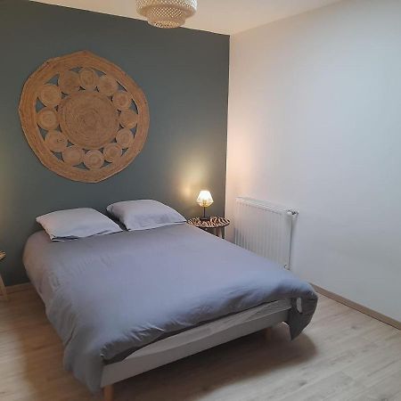 Logement De 100M2 Avec Terrasse Wardrecques 外观 照片